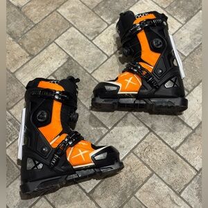 Mens Apex MC-X Orange & Black Ski Boots: Size 26